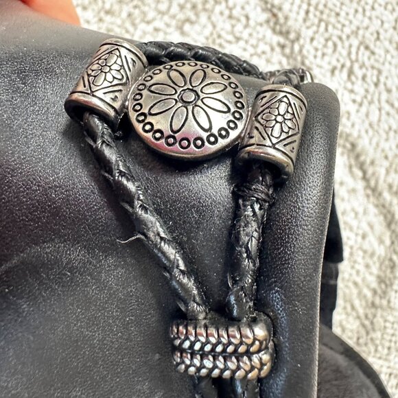 Minnetonka Black Leather Silverthorne Sandals Native American-inspired Slides - Picture 3 of 6